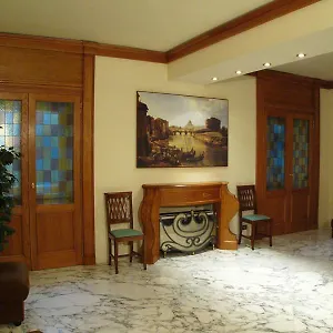 https://hotel-san-pietro-rome.it-romehotels.com